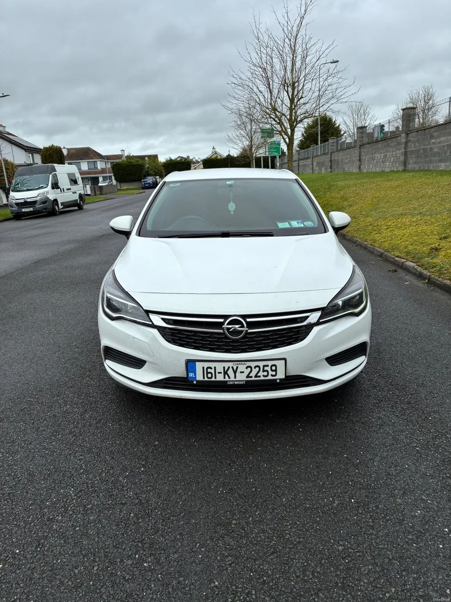 Opel Astra 2016 - Image 4