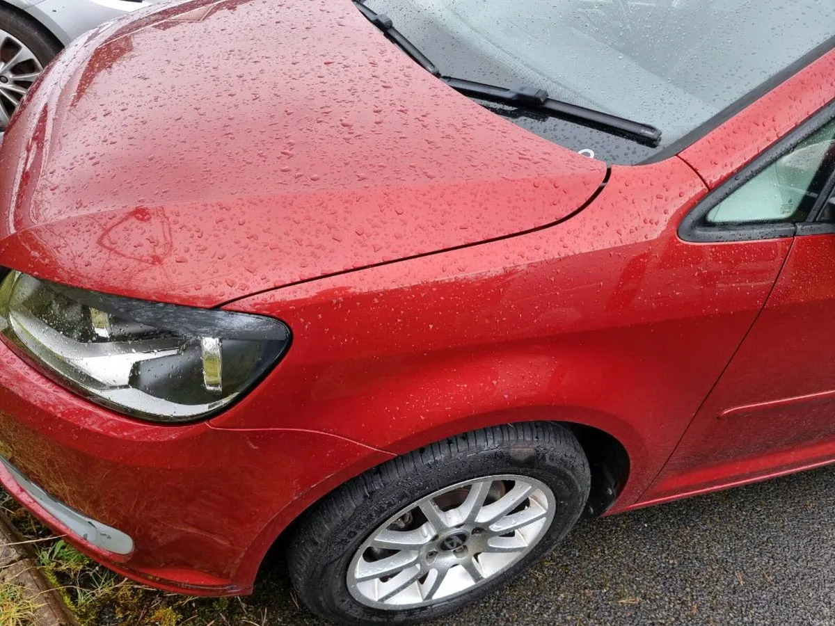 Automatic 2011 VW Touran 1.4tsi petrol 7seater - Image 2