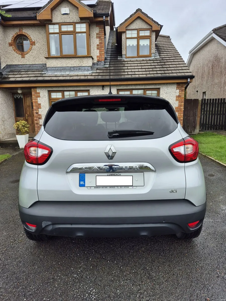 Renault Captur Intense 2016 1.5 dCi 90 - Image 3