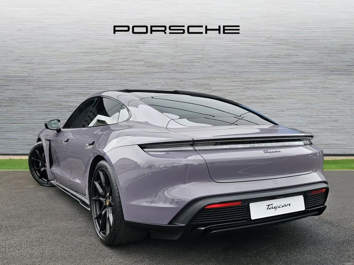 Porsche Taycan Black Edition - Image 3