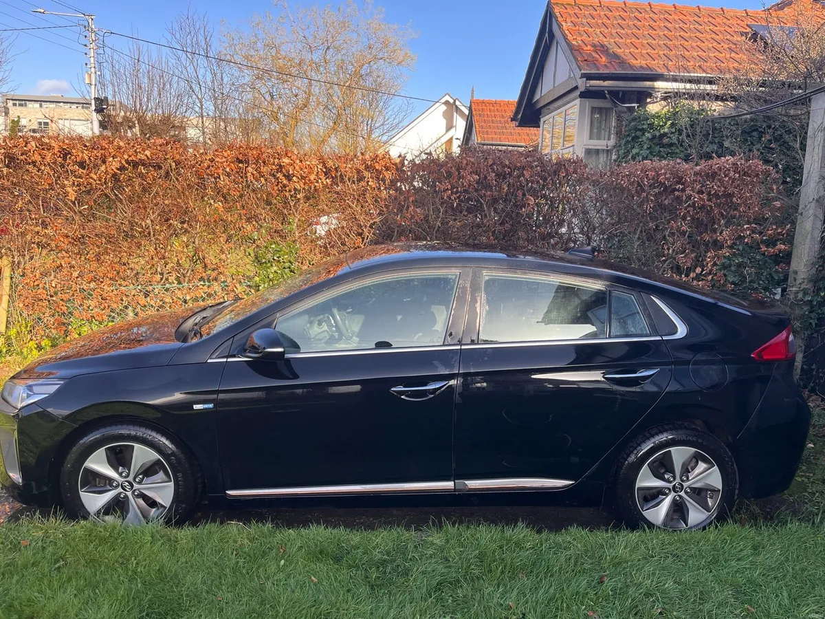 Hyundai Ioniq 171 Electric - Image 2
