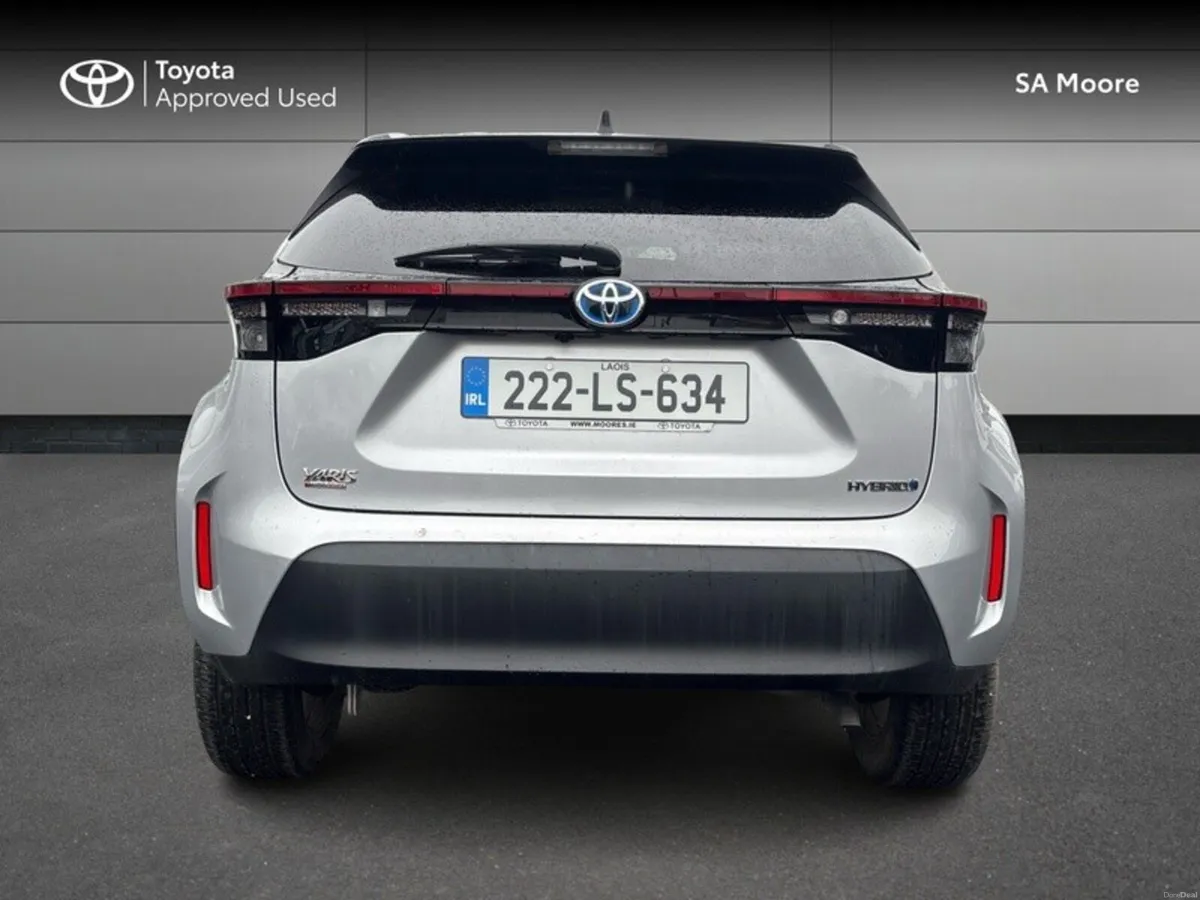 Toyota Yaris Cross LUNA SPORT BI-TONE - Image 4