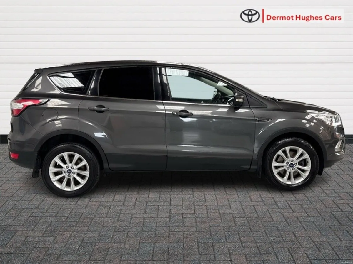 Ford Kuga 1.5 TDCI TITANIUM 120PS 2 - Image 3