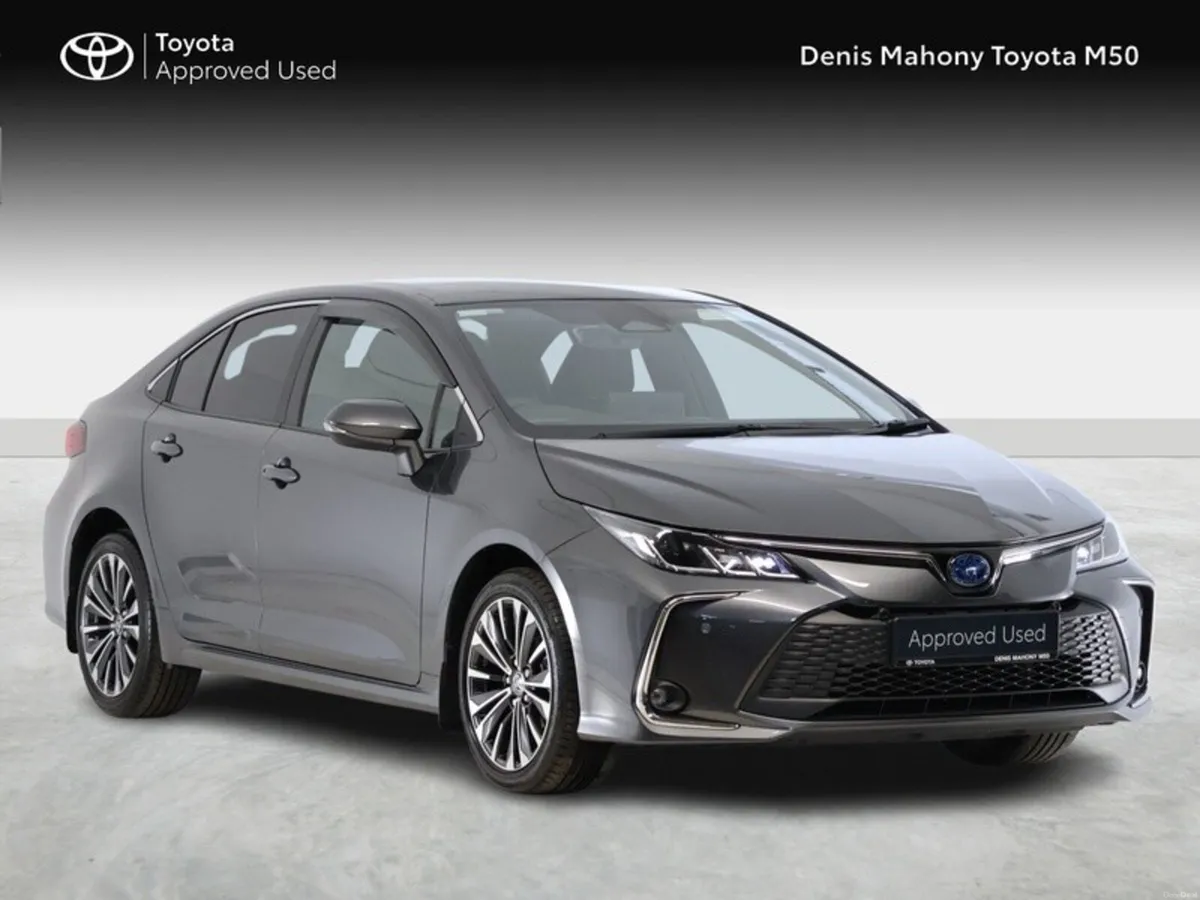 Toyota Corolla Luna Sport Saloon Hybrid - Image 1