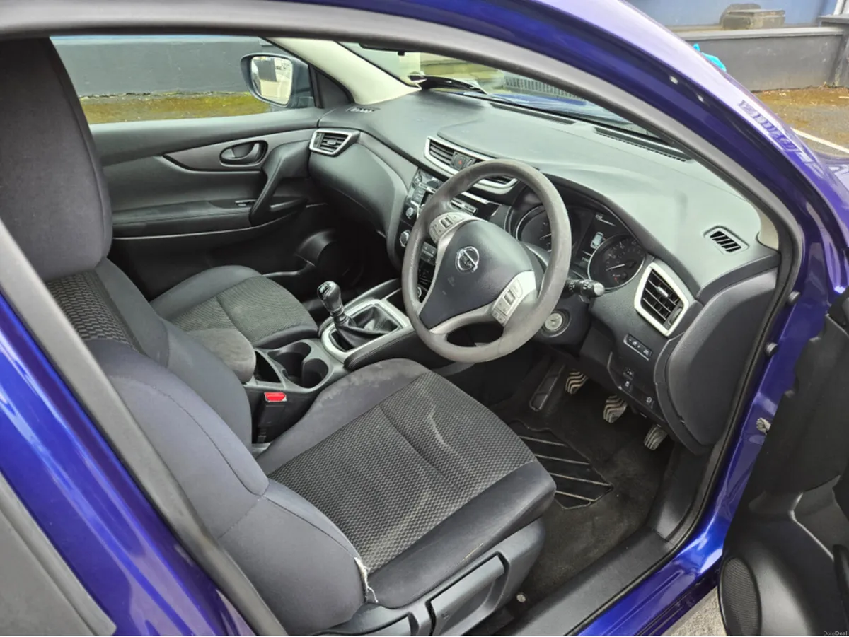 Nissan Qashqai 1.5 DCI VISIA 110PS 5DR FRESH NCT A - Image 3