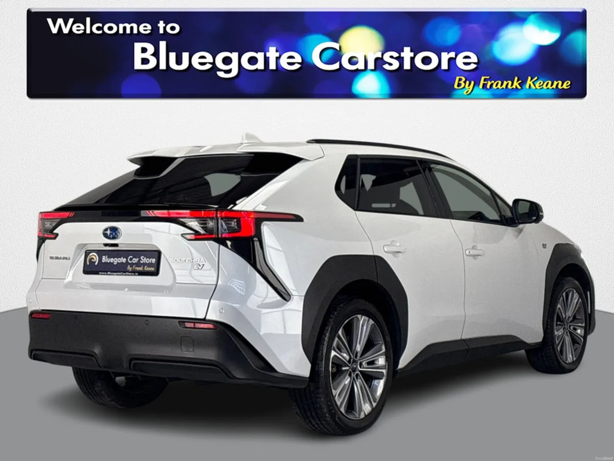 Subaru Solterra TOURING EV AWD DUAL PANORAMIC GLAS - Image 4