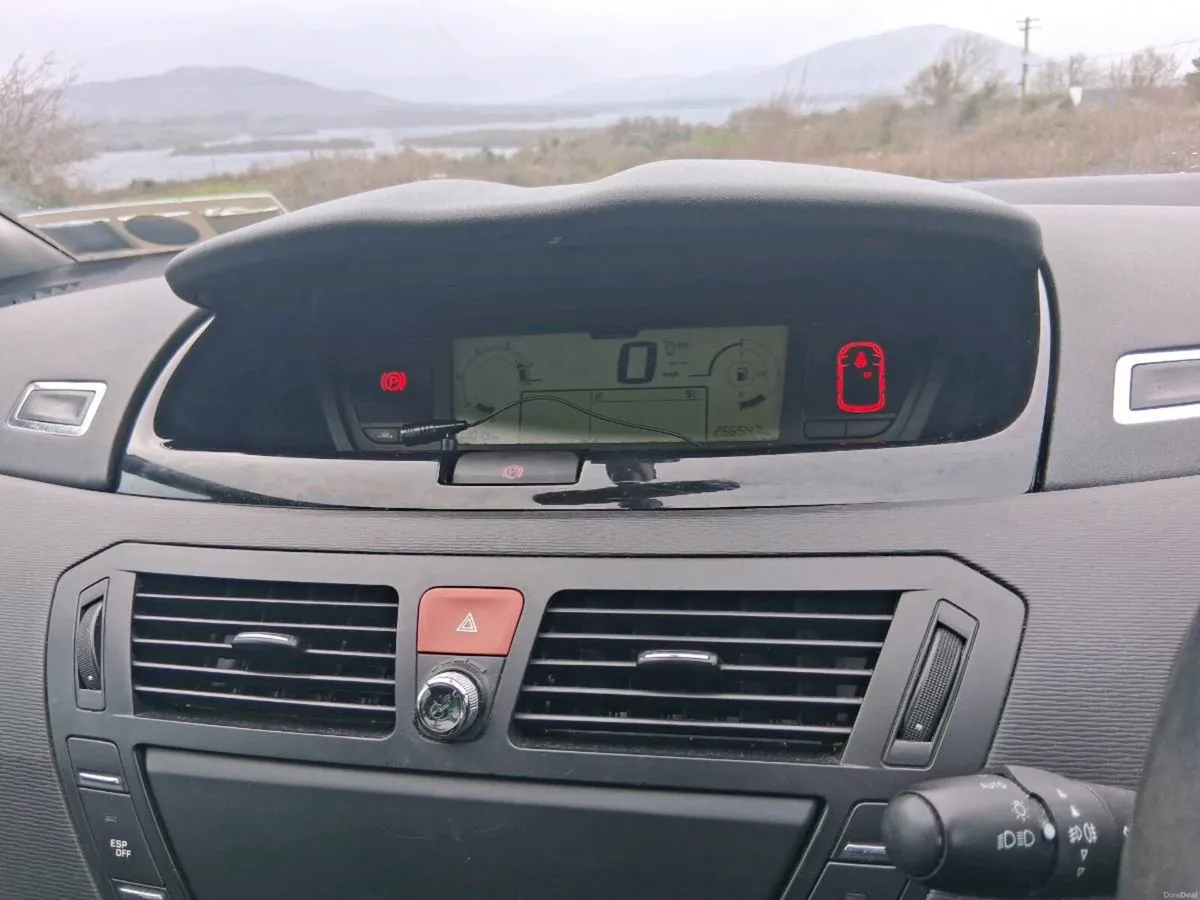 131 Citreon c4 picasso diesal 7 Seats NCT 09/26 - Image 4