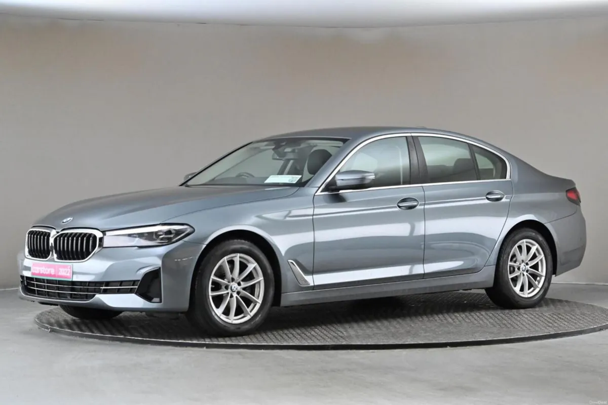 BMW 5-Series 520D SE 5SSA - Image 4