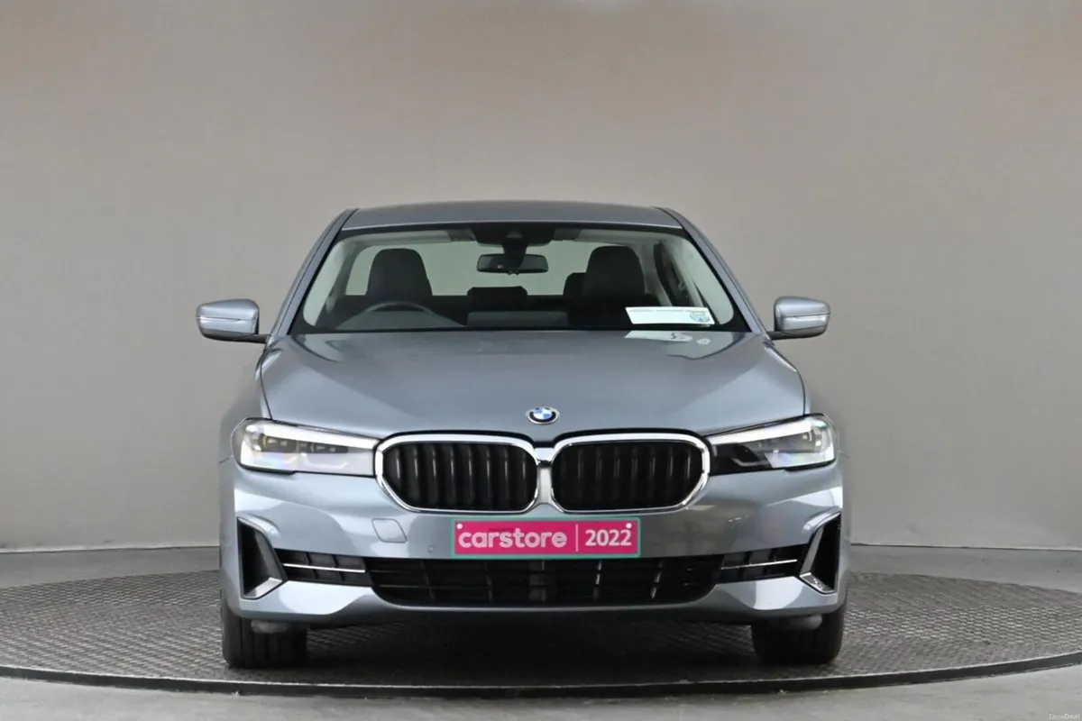 BMW 5-Series 520D SE 5SSA - Image 2
