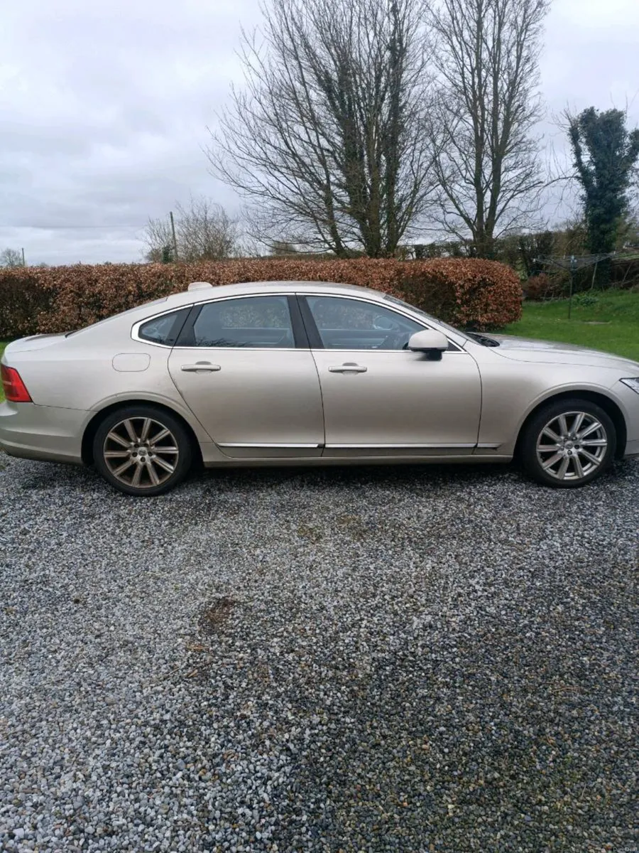 VolvoS90 - Image 3