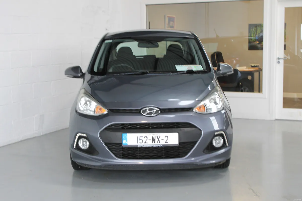 Hyundai i10 2015 Deluxe Finance Arranged - Image 3