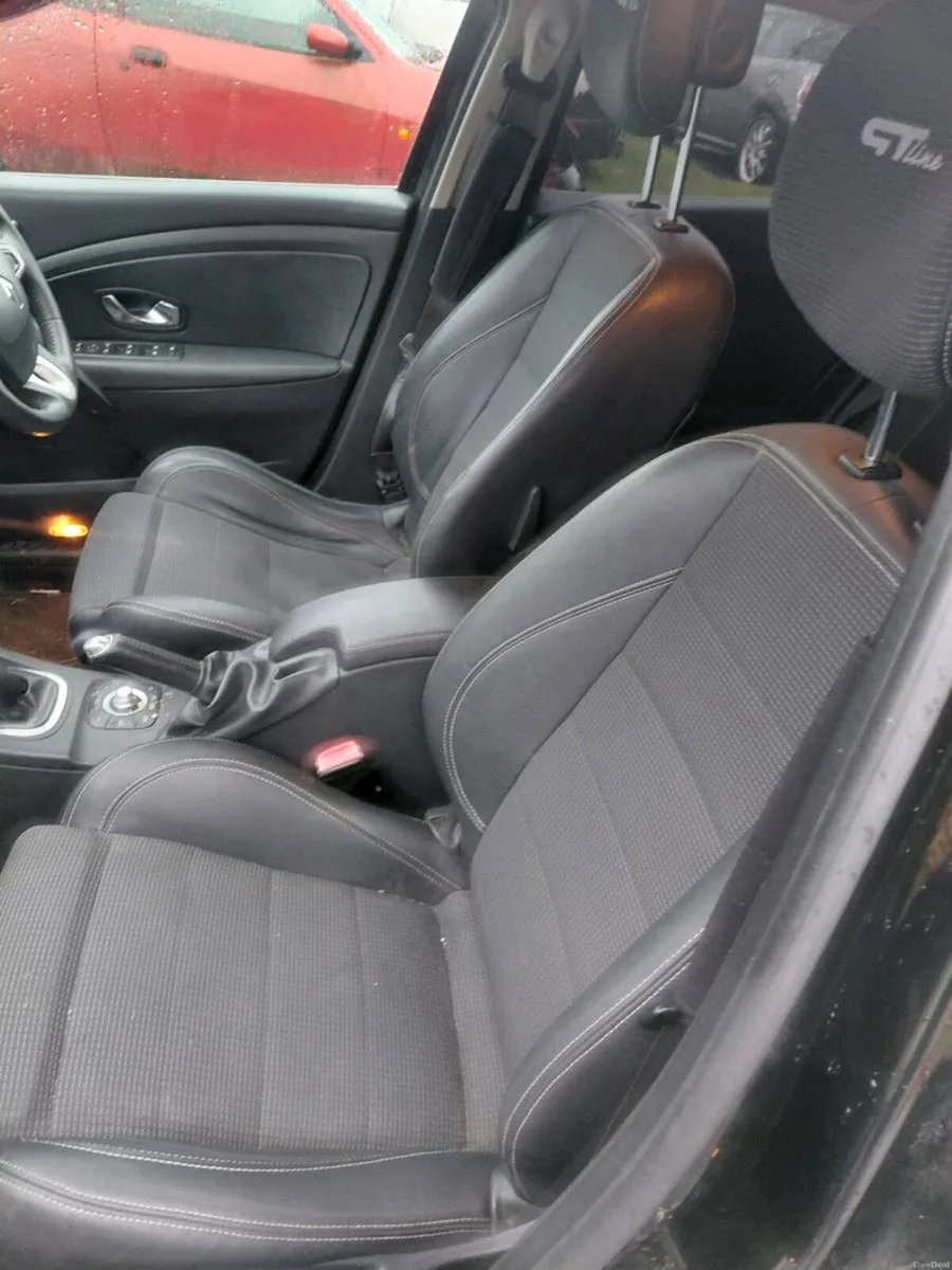 Renault megane 2011 - Image 3