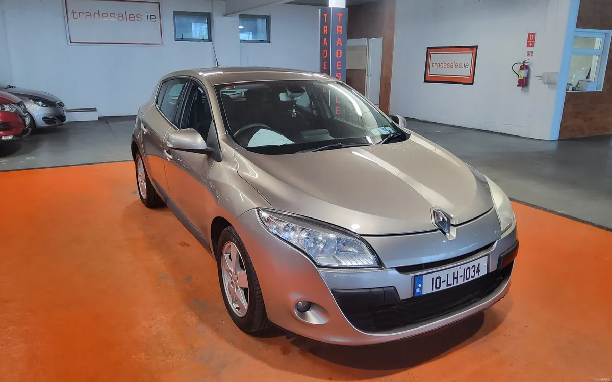 Renault Megane 2010 - Image 1
