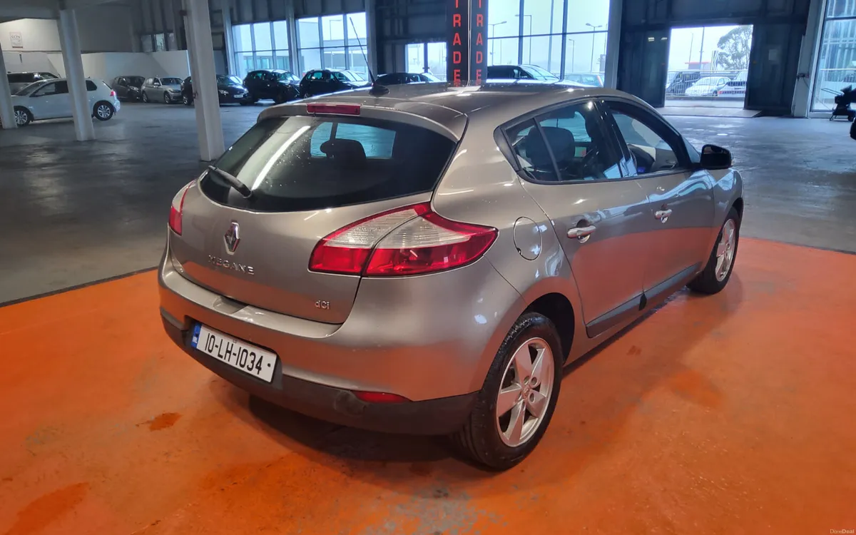 Renault Megane 2010 - Image 4