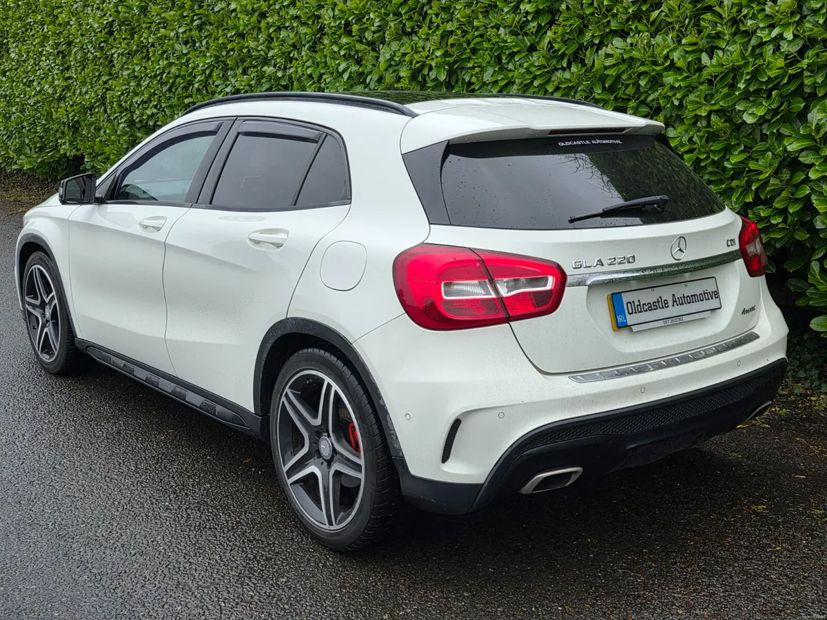 Mercedes GLA 220 AMG Line Executive 2.2 CDI - Image 3