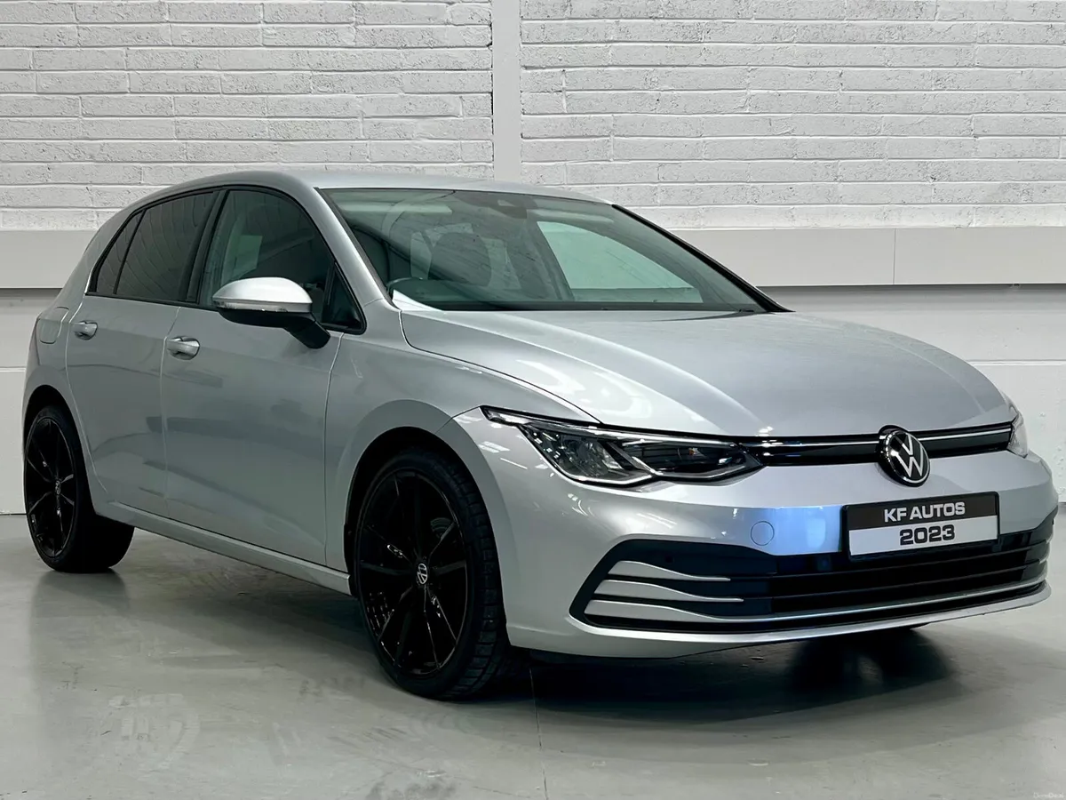 Volkswagen Golf Life 2.0TDI 115bhp 5dr Auto - - Image 3