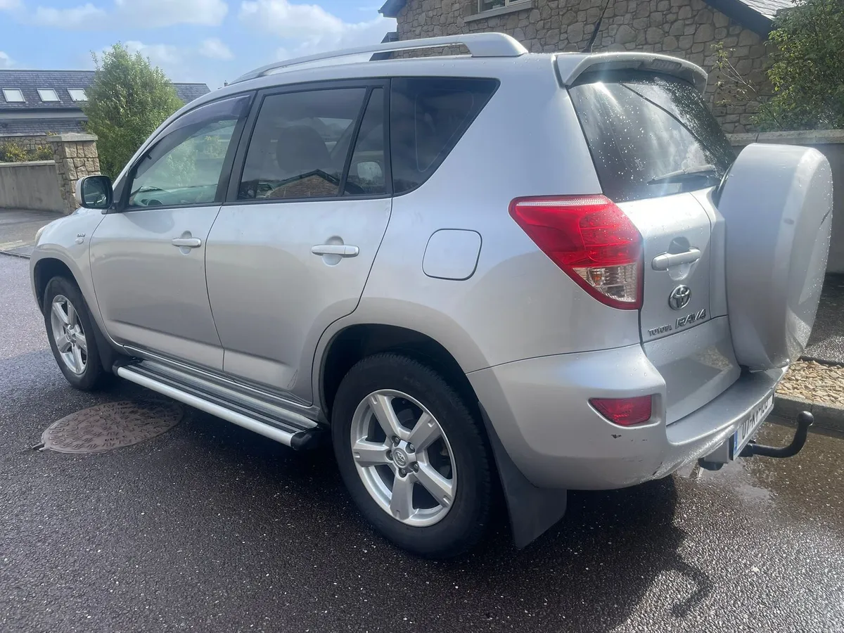 Toyota Rav4  Diesel 2.2  4×4 - Image 1