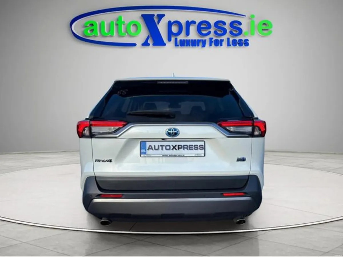 Toyota RAV4 HYBRID G 4WD Automatic - Image 4