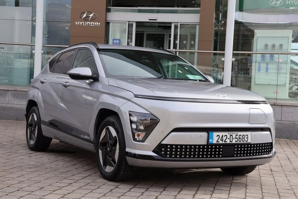 Hyundai KONA Kona EV Elegance 48kWh - Image 1