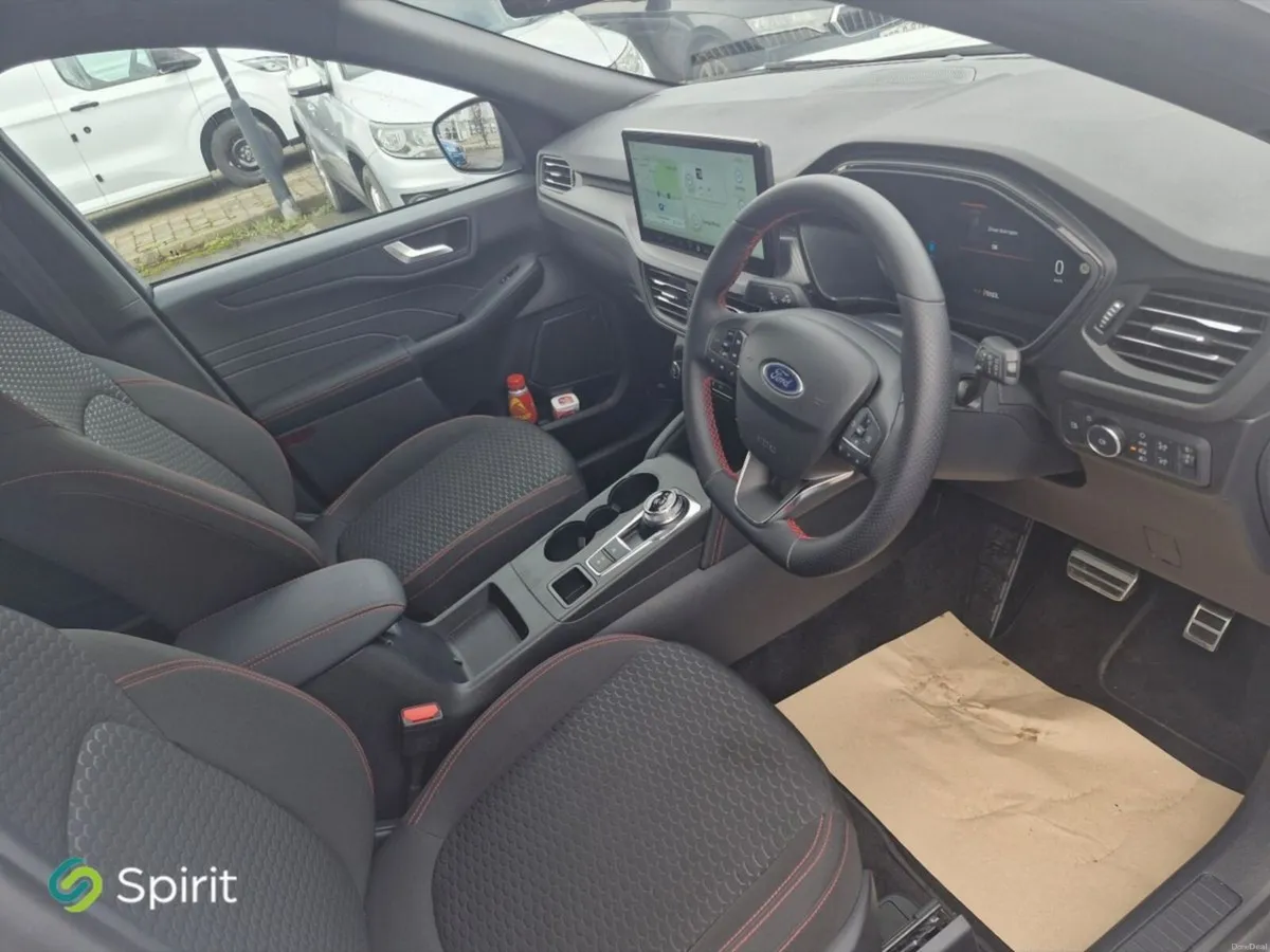 Ford Kuga 2.5 Duratec 243PS PHEV ST-Line X Auto - Image 4