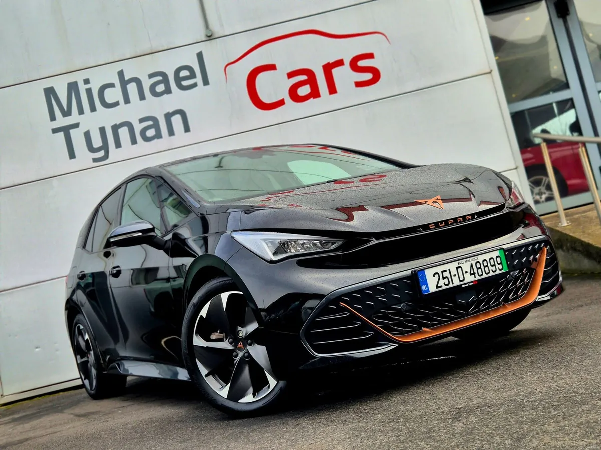 2025 Cupra Born e Boost 59kwh, 19”, CarPlay - Image 4