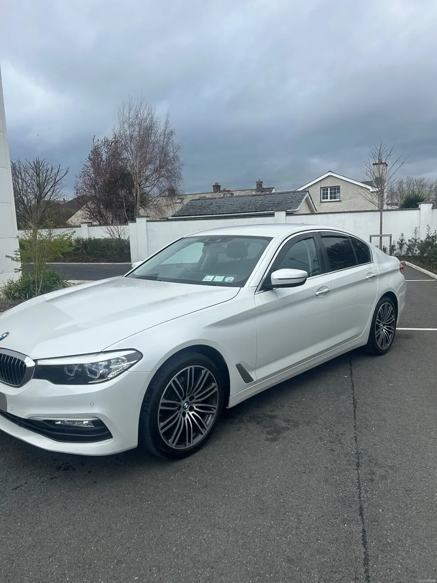 BMW 5-Series 2017 - Image 1