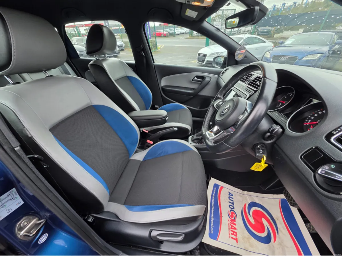 Volkswagen Polo GT EDITION  1.4 TSI TSI AUTOMATIC - Image 4