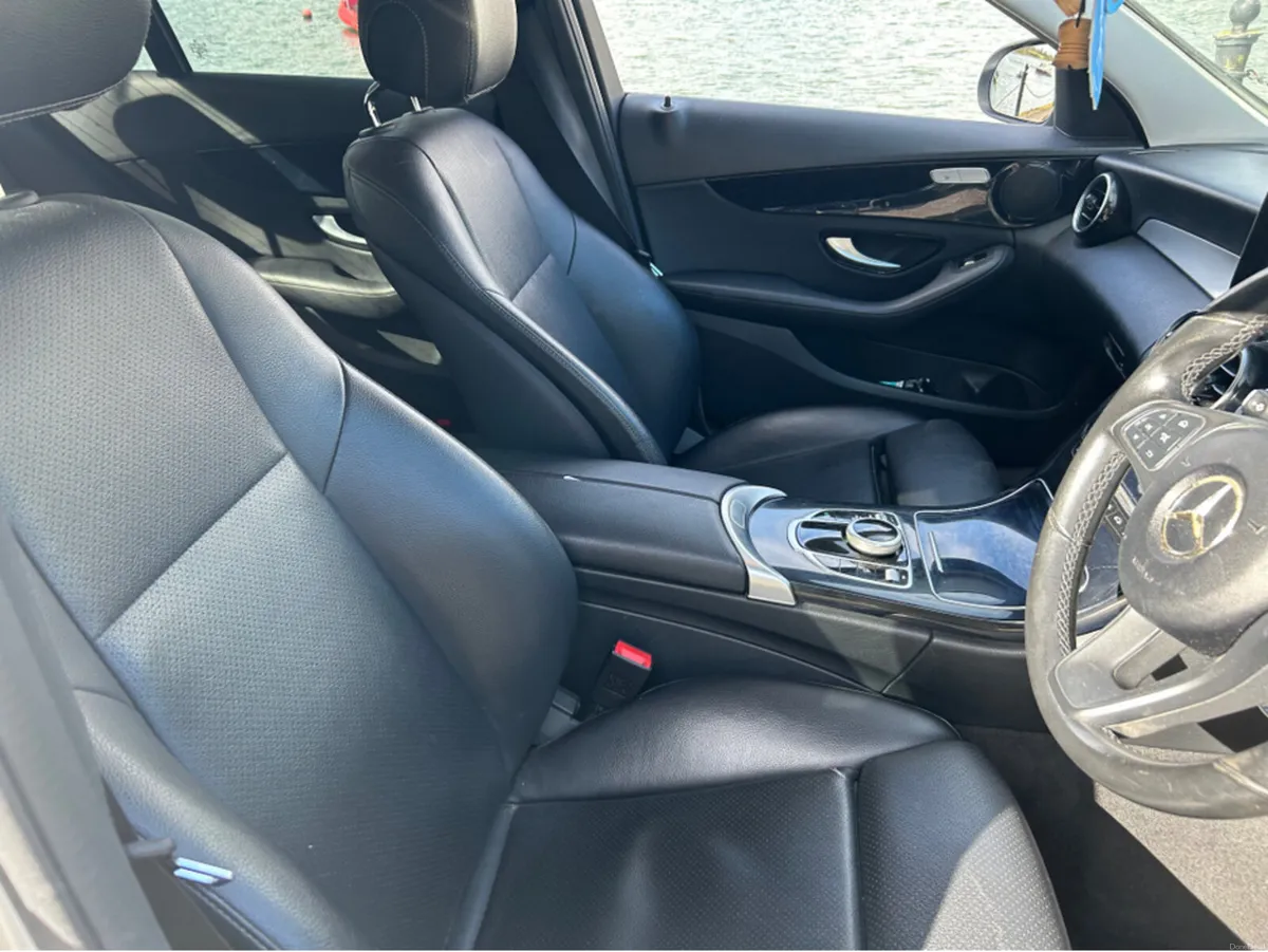 Mercedes-Benz C-Class C220d SE EXECUTIVE EDITION 4 - Image 6