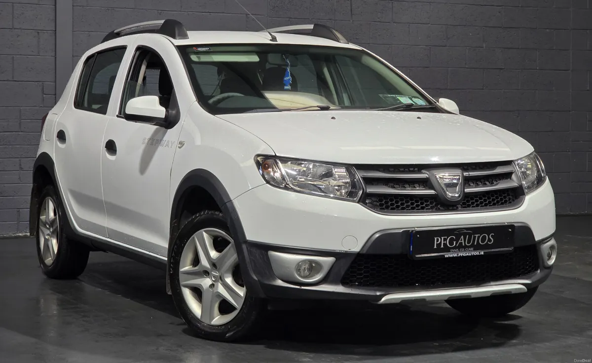 16 Stepway low kms - Image 1