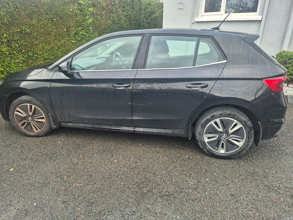 Skoda Fabia 2023 Automatic - Image 4