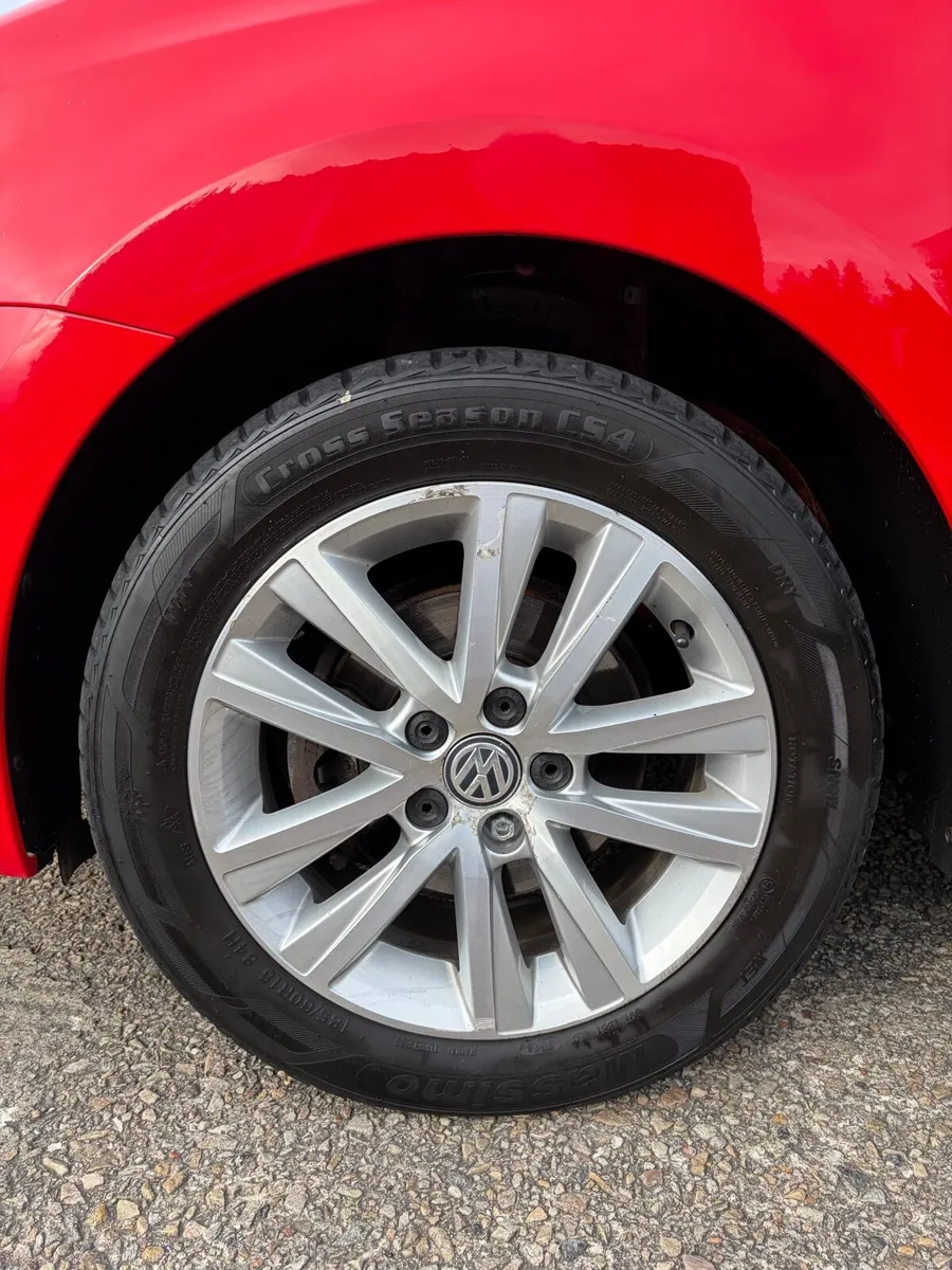 Volkswagen Polo 2015 - Image 4