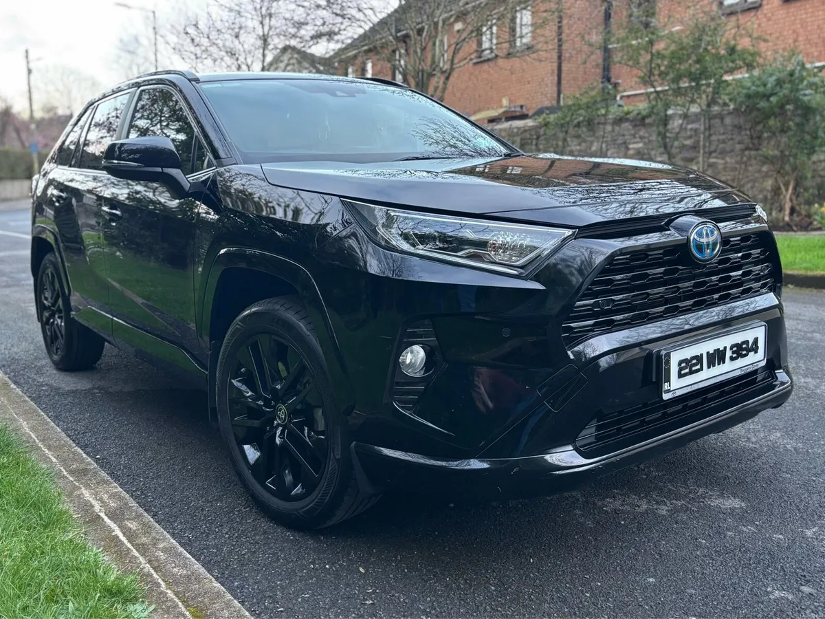 Toyota RAV4 black edition - Image 1