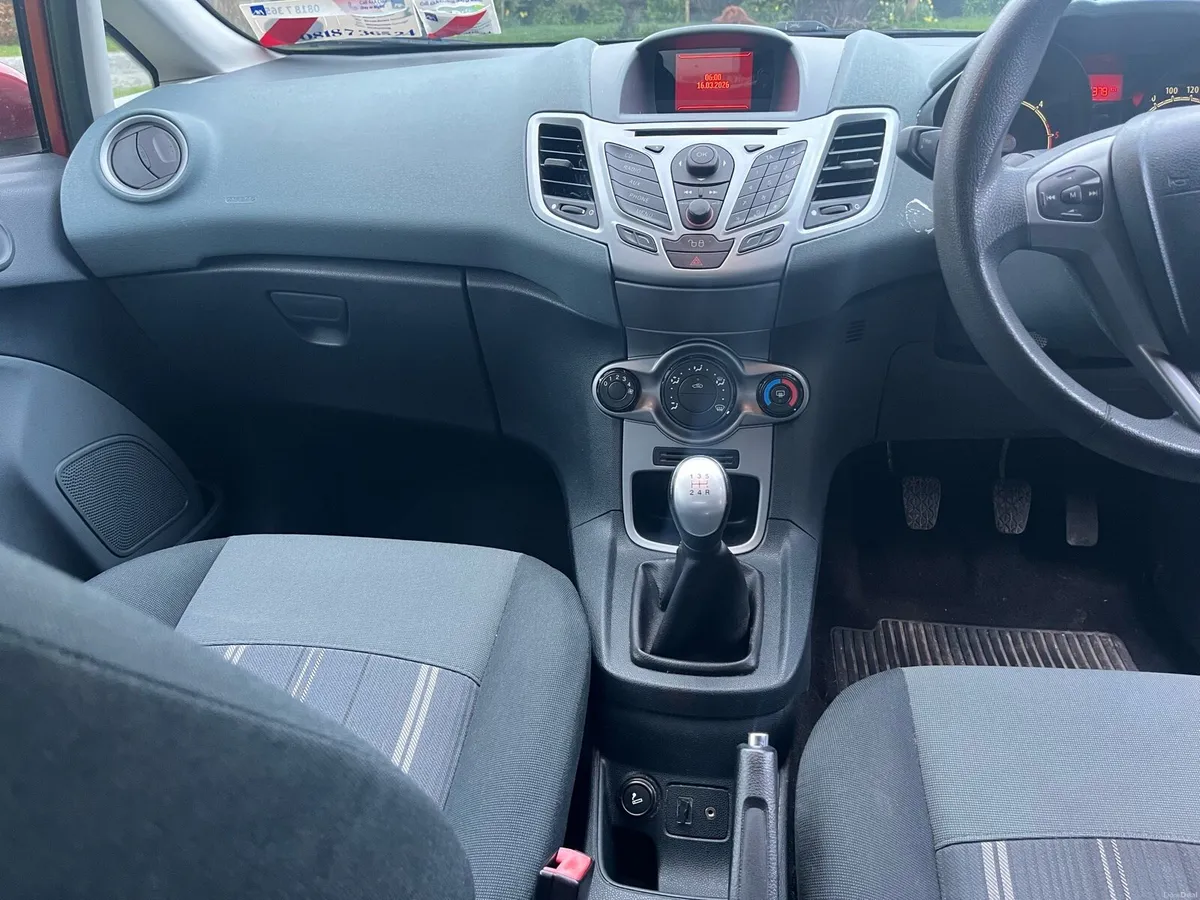 Ford Fiesta Low Mileage - Image 4