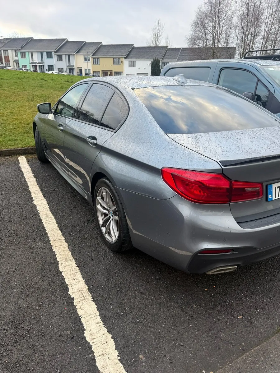BMW 520 G30 MSPORT - Image 3