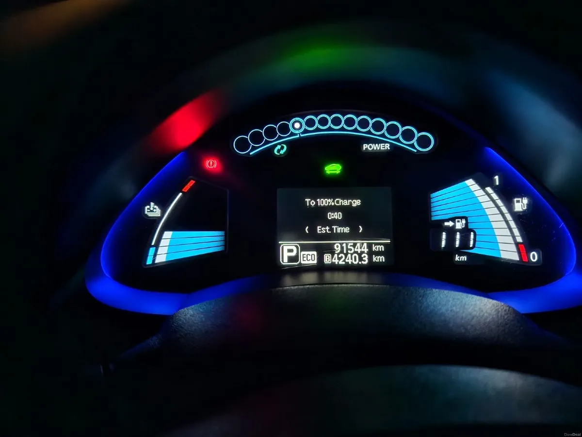 Nissan Leaf 2015 - Image 2