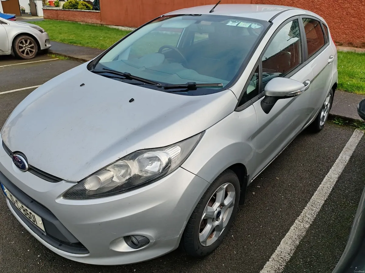 Ford Fiesta 2010 - Image 4