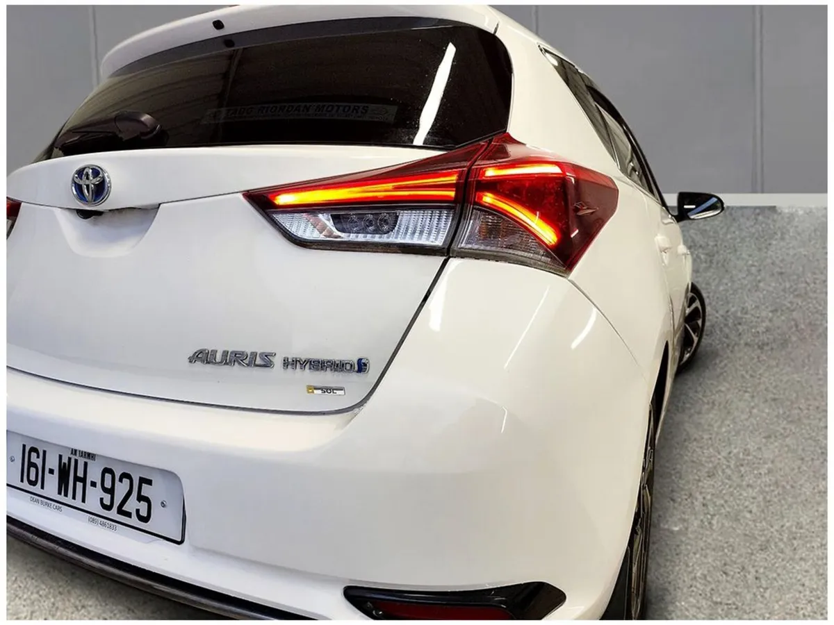 Toyota Auris 2016 - Image 3