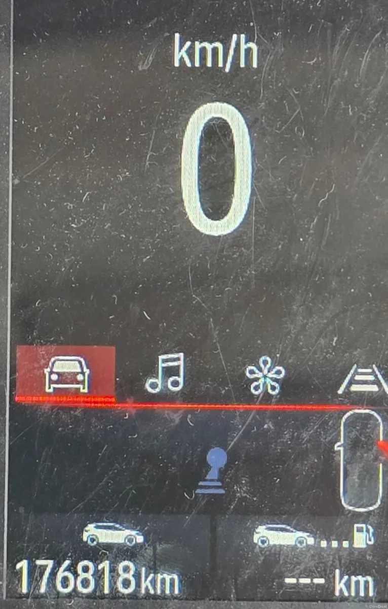 Renault Clio 2021 - Image 2