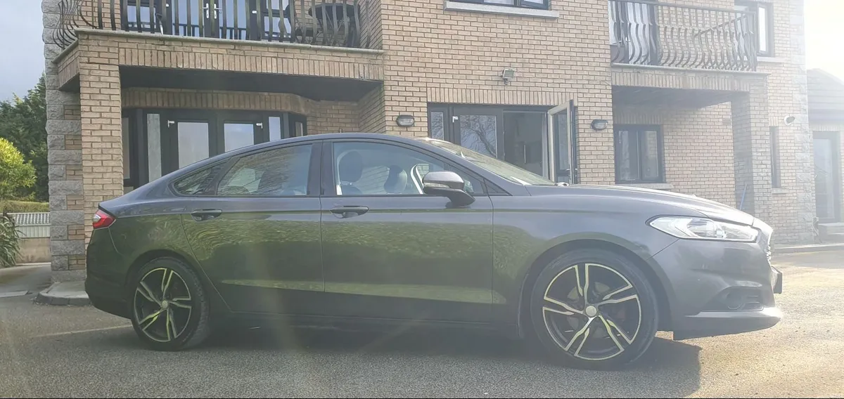 Ford Mondeo 2015 nctd - Image 2