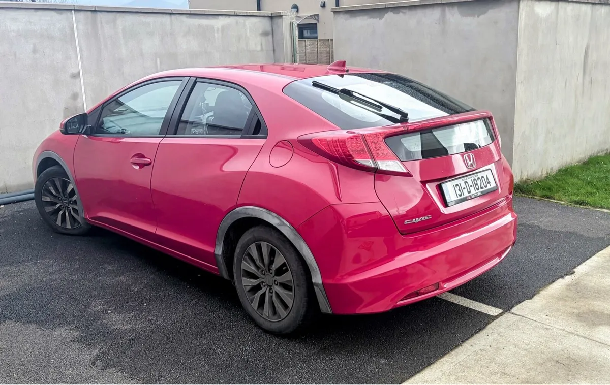 Honda civic - Image 1