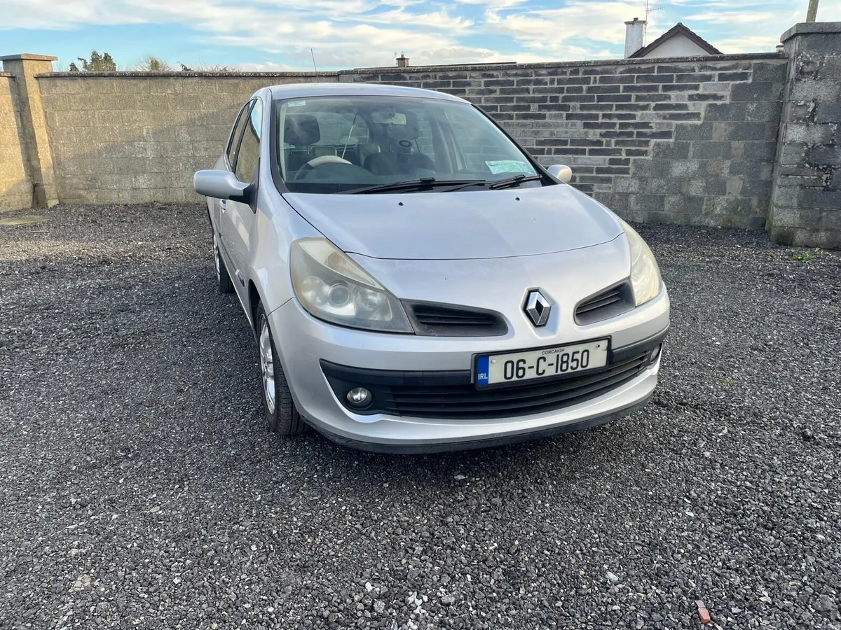 Renault Clio - Image 1