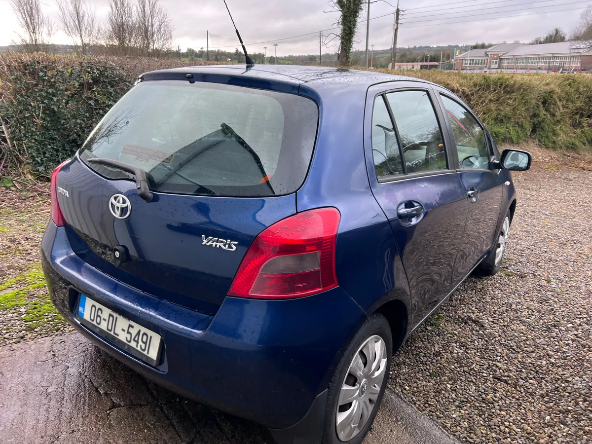 Toyota Yaris luna automatic 1.0 - Image 4