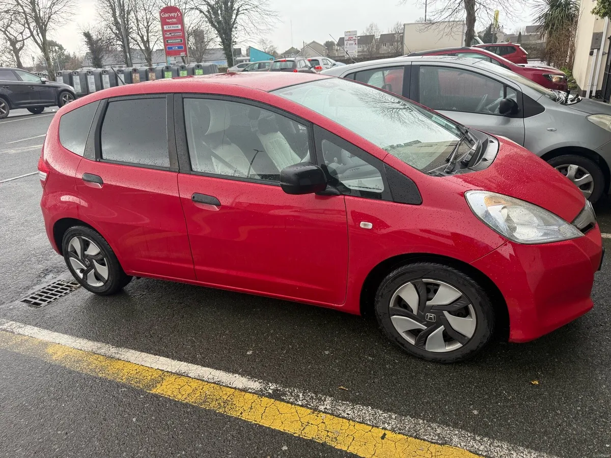 Honda Jazz 1.2 petrol manual I-vetec - Image 3