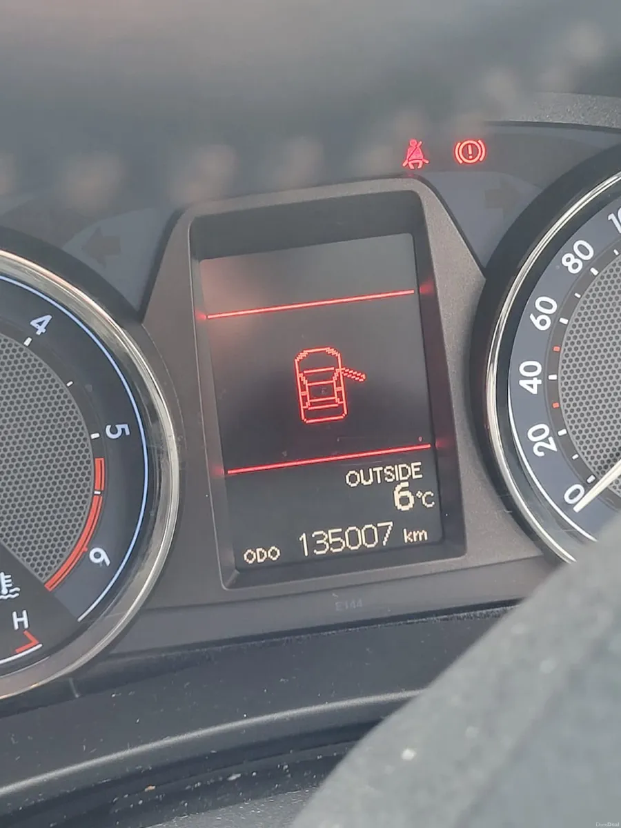 Toyota Corolla 2016 - Image 2