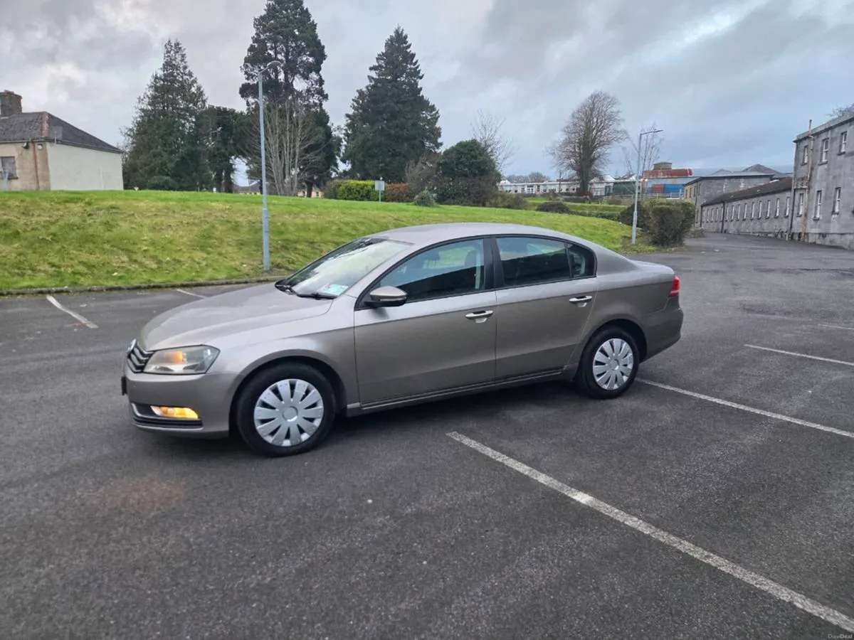 12 volkswagon passat test and tax - Image 4