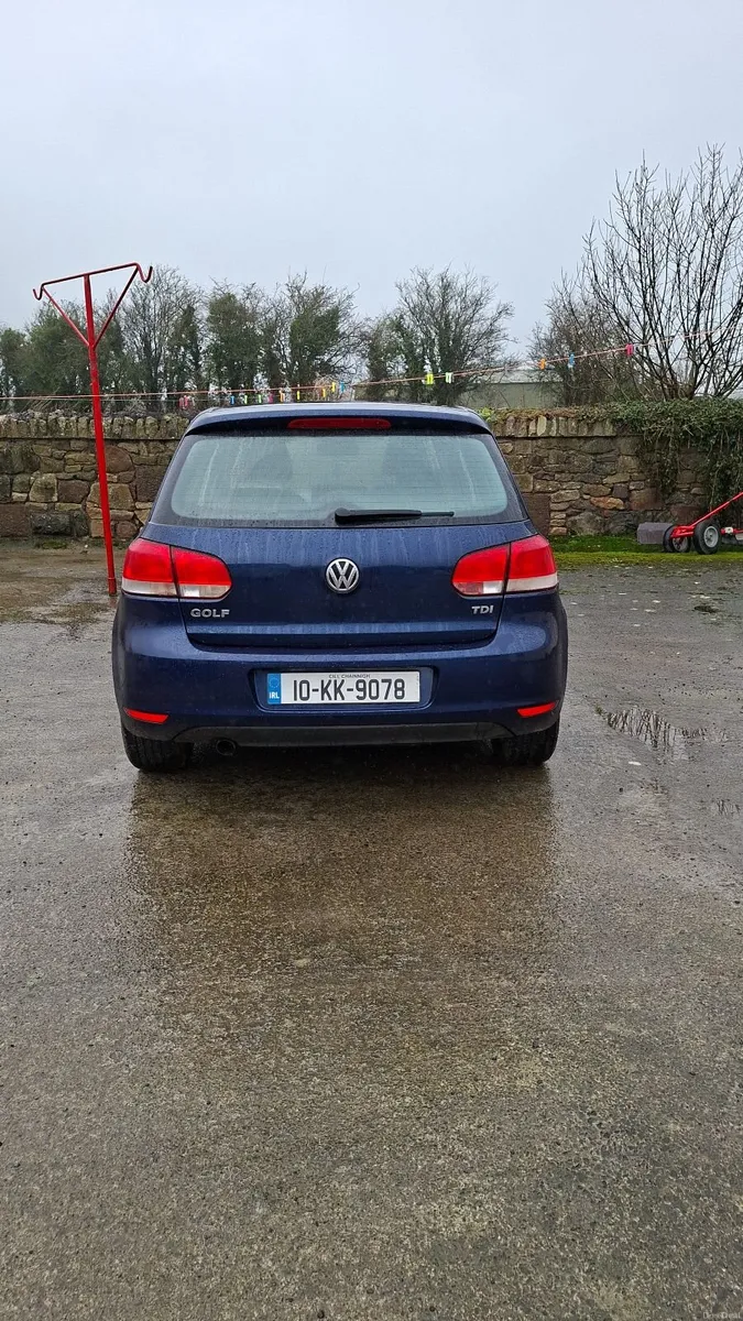 Volkswagen Golf 2010 - Image 4