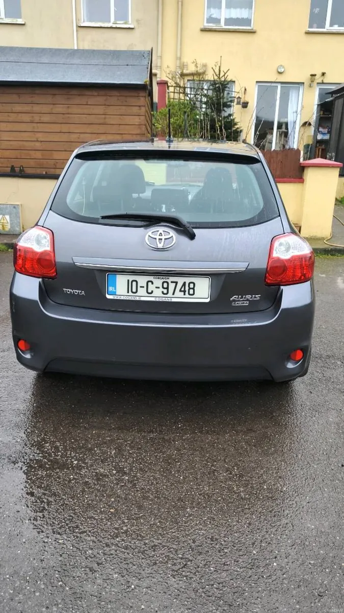 Toyota Auris - Image 2