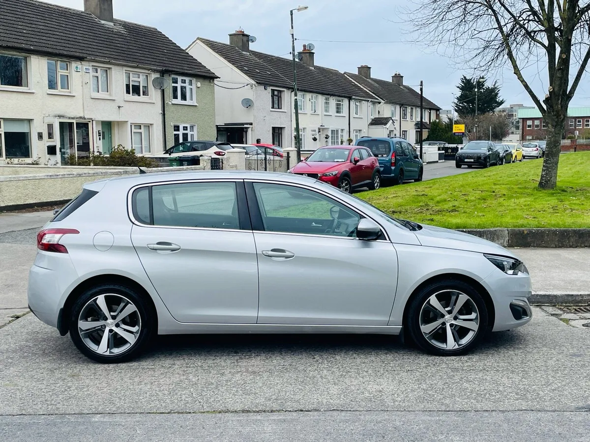 Peugeot 308 Allure NCT 1/28 - Image 2