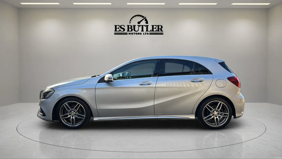 2016 Mercedes-Benz A180 1.6L AUTO AMG PREMIUM PLUS - Image 2