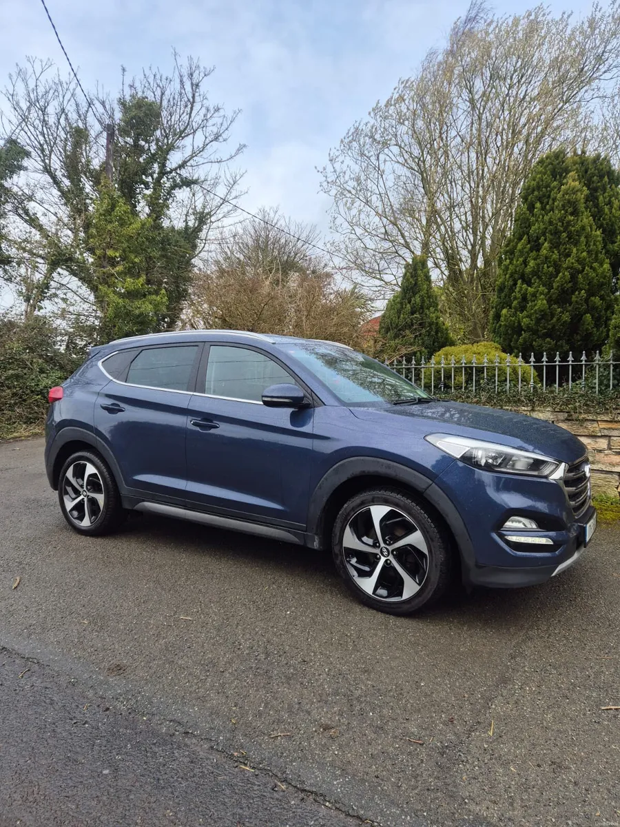 Hyundai Tucson 2.0 exclusive 2017 - Image 2